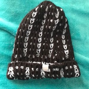 Roxy beanie